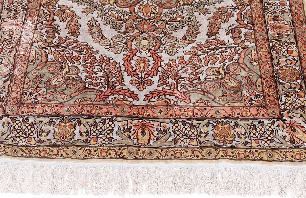 Dywan orientalny Hereke