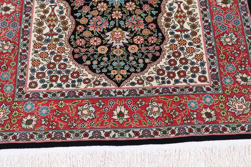 Dywan orientalny Hereke