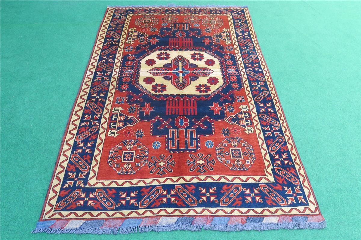 Dywan orientalny Hatchlu Exclusive