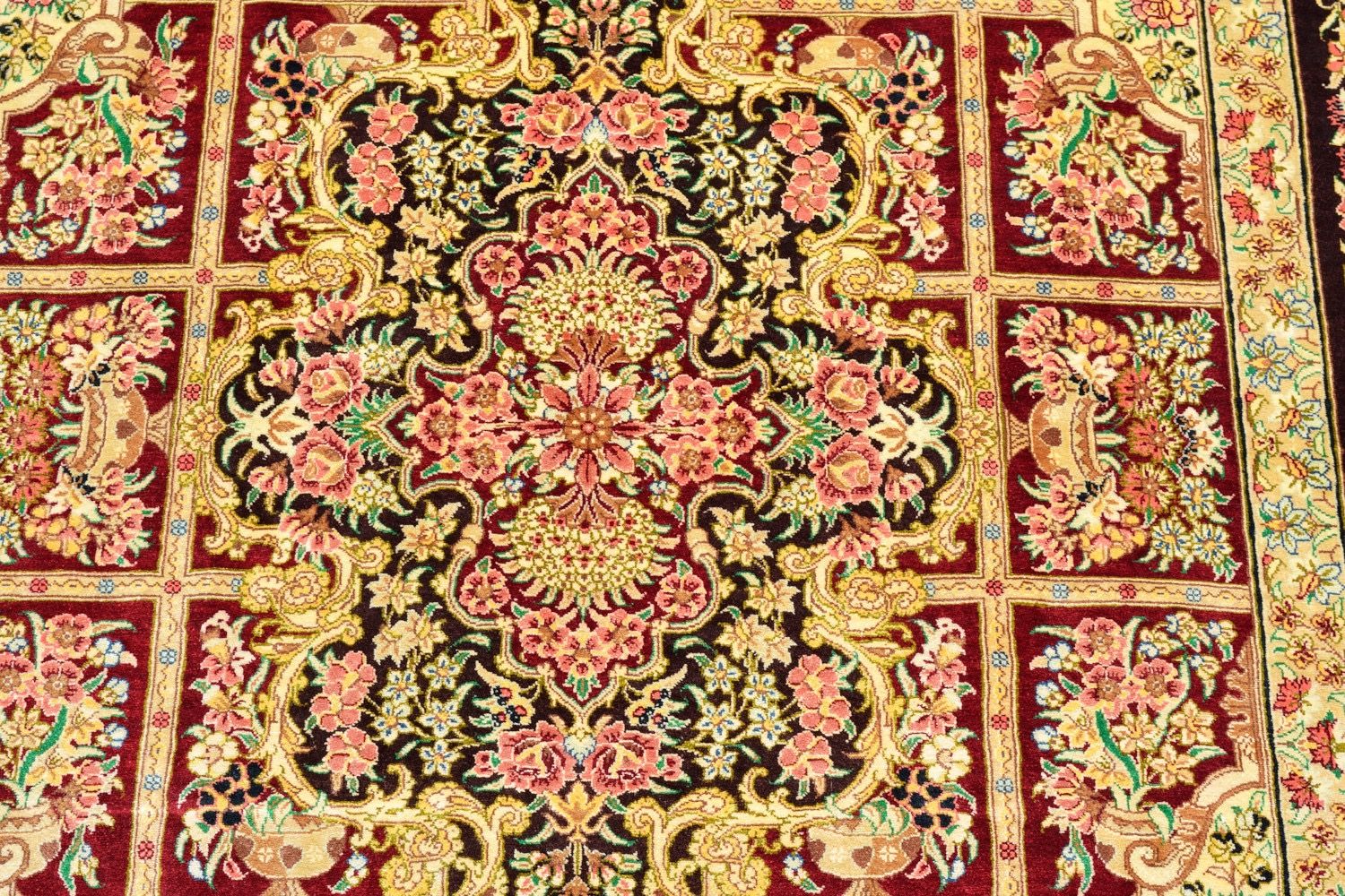 Dywan orientalny Ghom Silk Royal