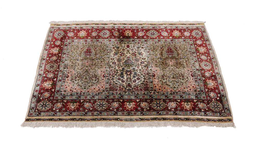 Dywan orientalny Hereke