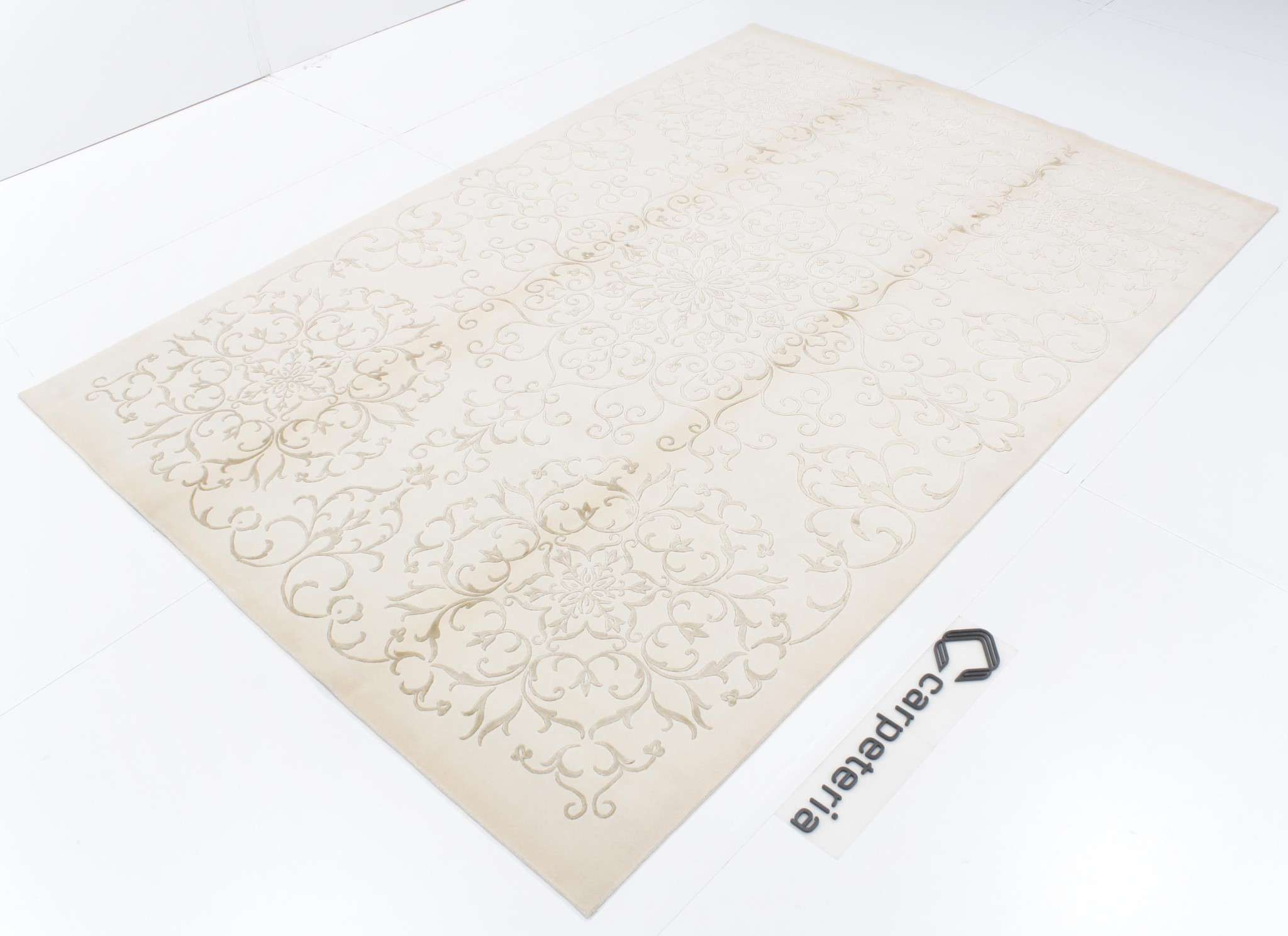 Daliana Exclusive