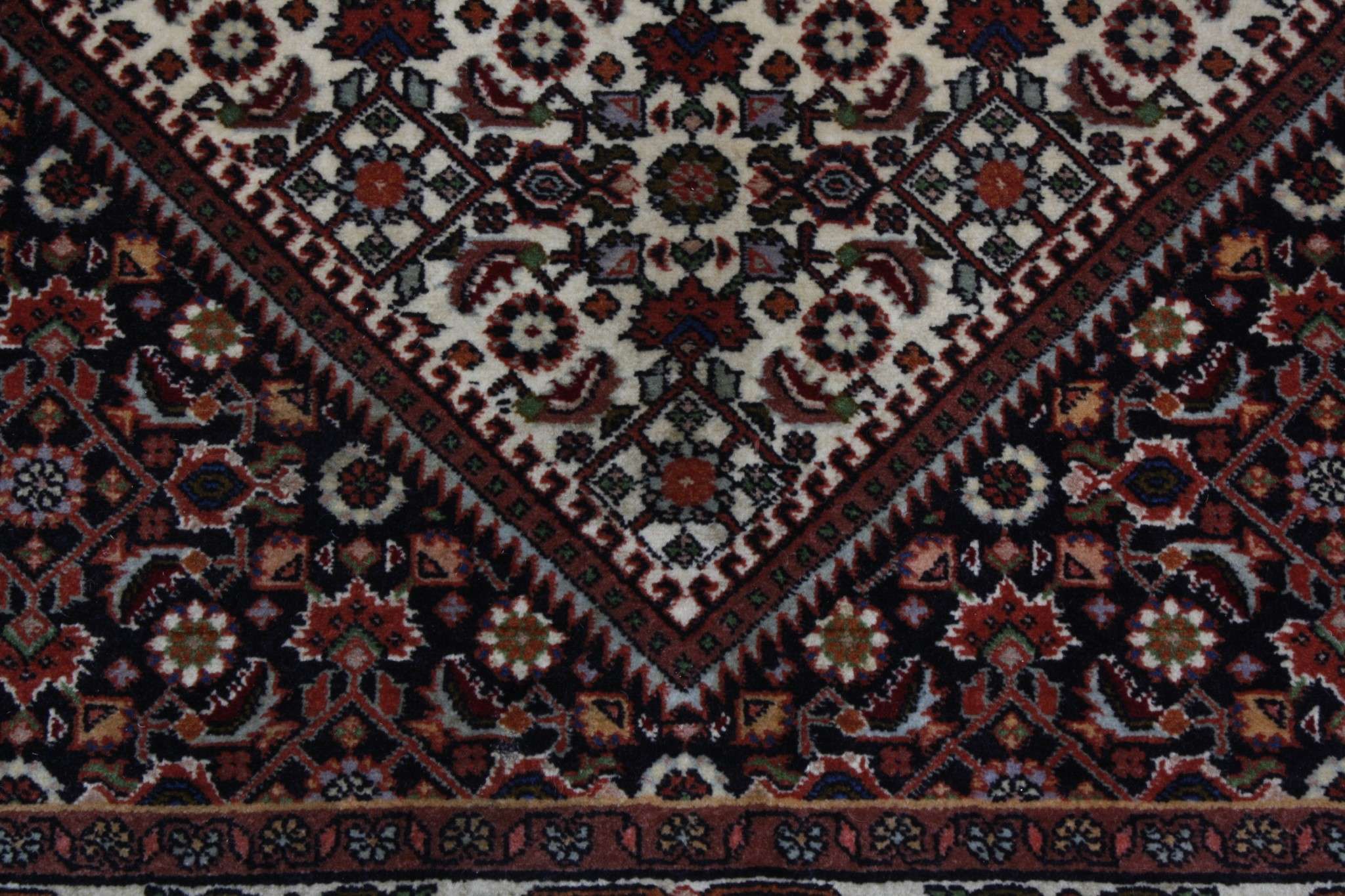 Bidjar Exclusive