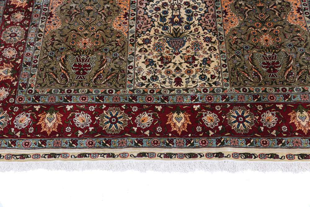 Dywan orientalny Hereke