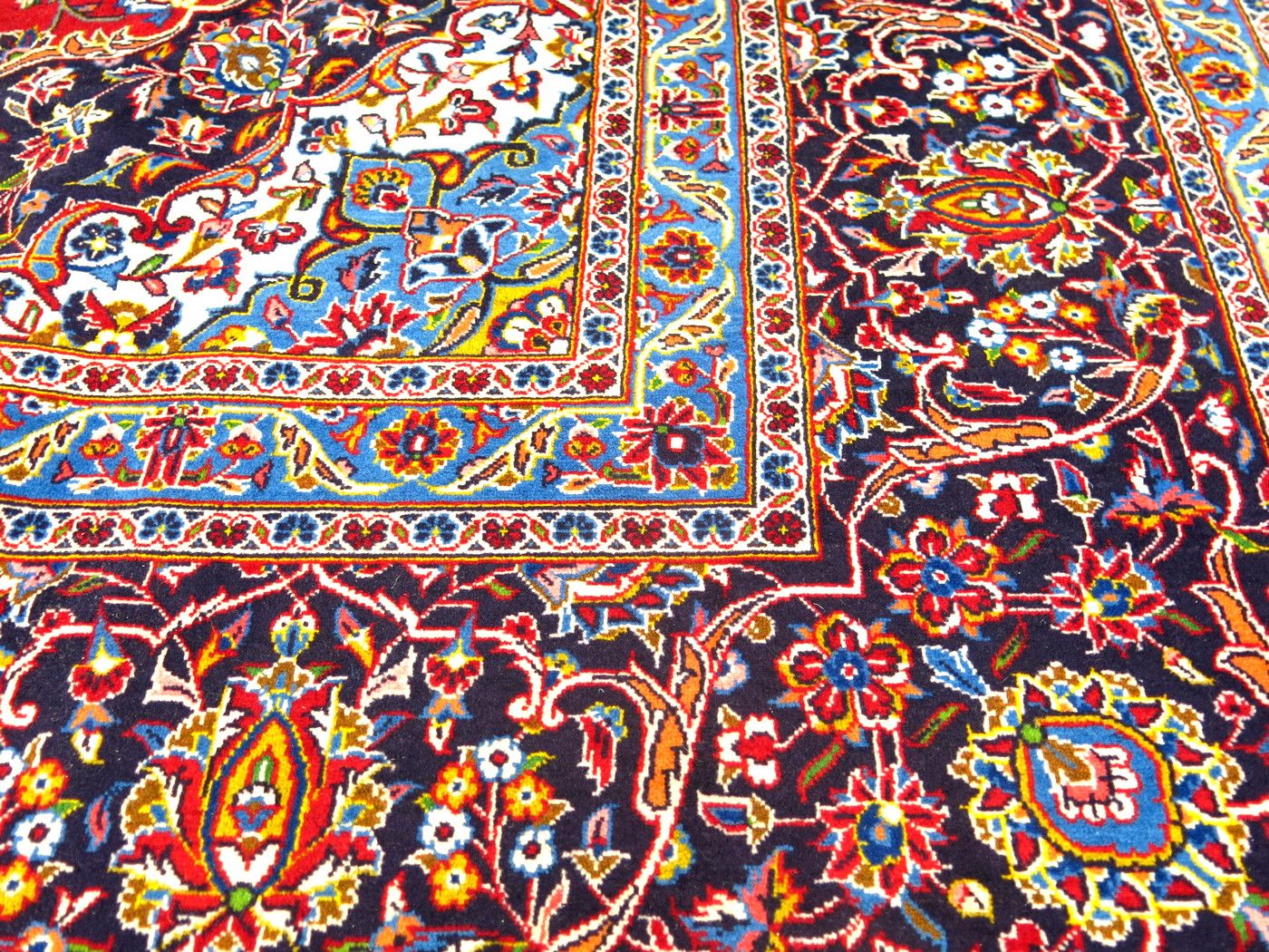 Dywan perski Keshan Royal