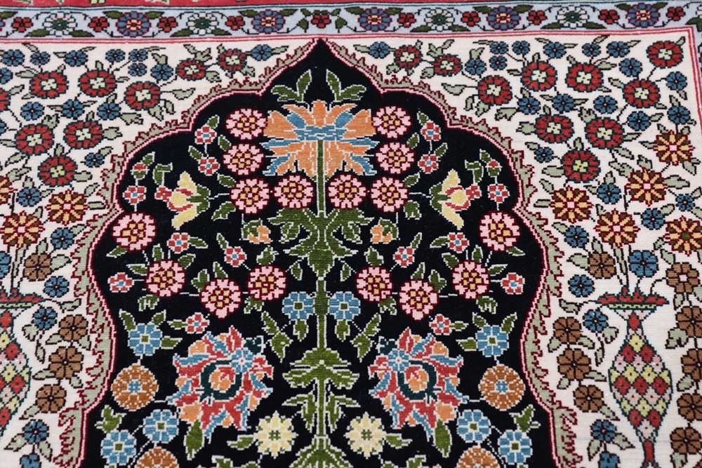 Dywan orientalny Hereke