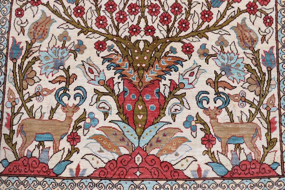 Dywan orientalny Hereke