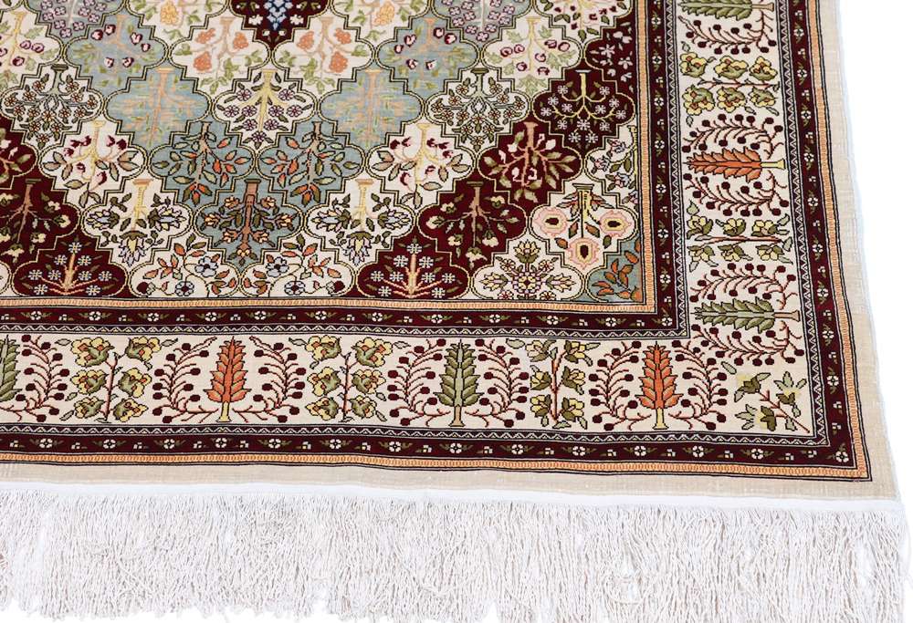 Dywan orientalny Hereke