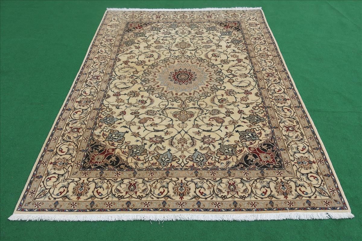 Dywan orientalny Nain Super