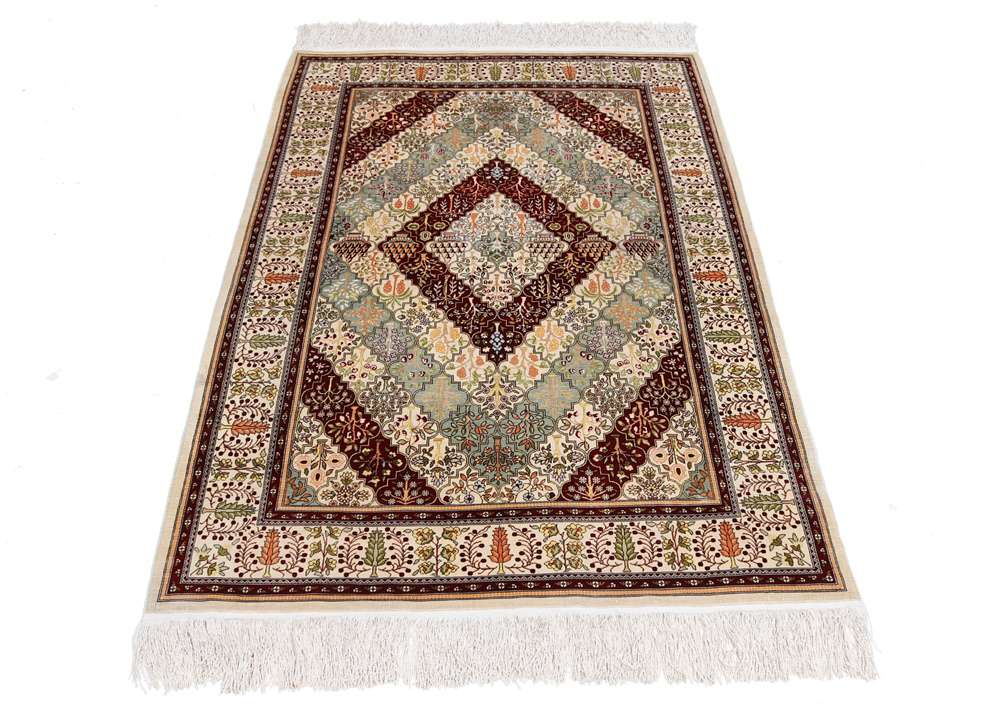 Dywan orientalny Hereke