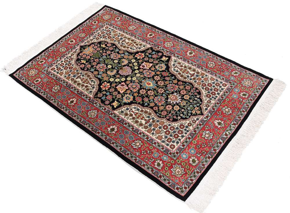 Dywan orientalny Hereke