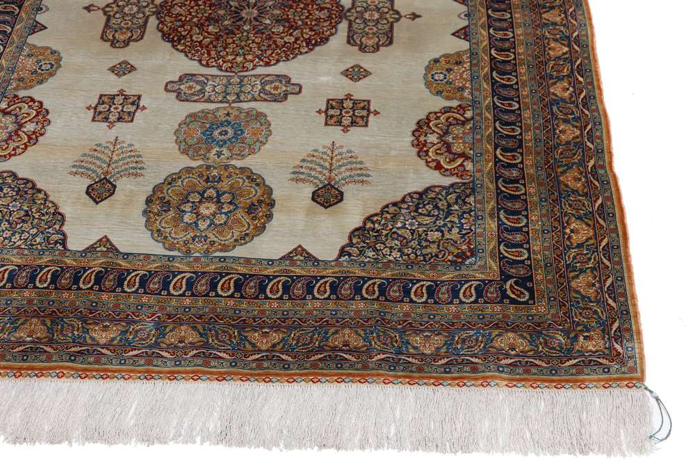 Dywan orientalny Hereke