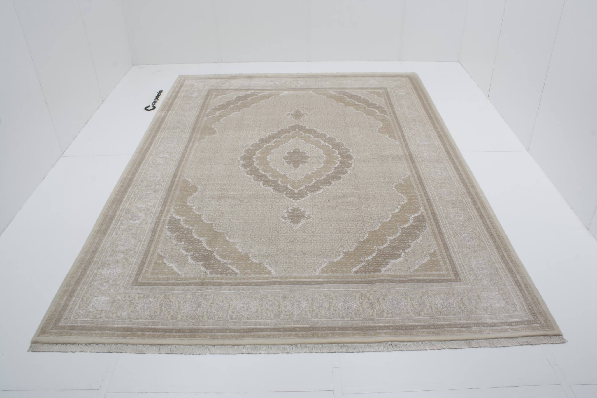 Dywan orientalny Tabriz Mahi Royal