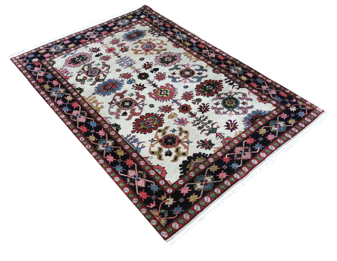 Dywan orientalny Keshan White Exclusive