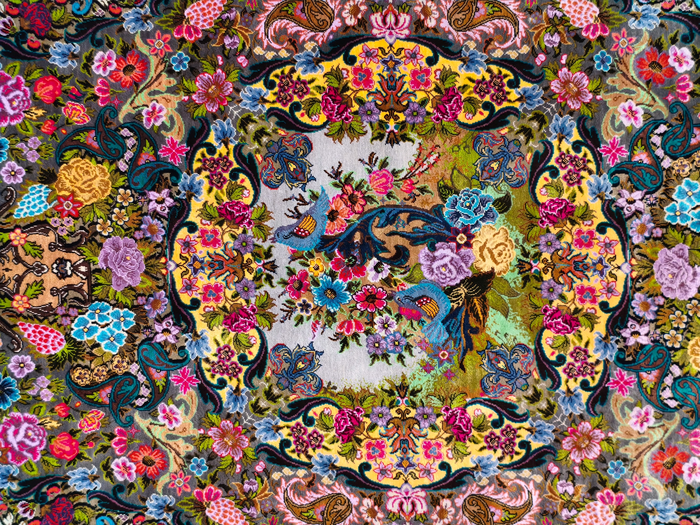 Ghom Silk Imperial