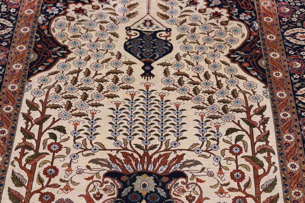 Dywan orientalny Hereke