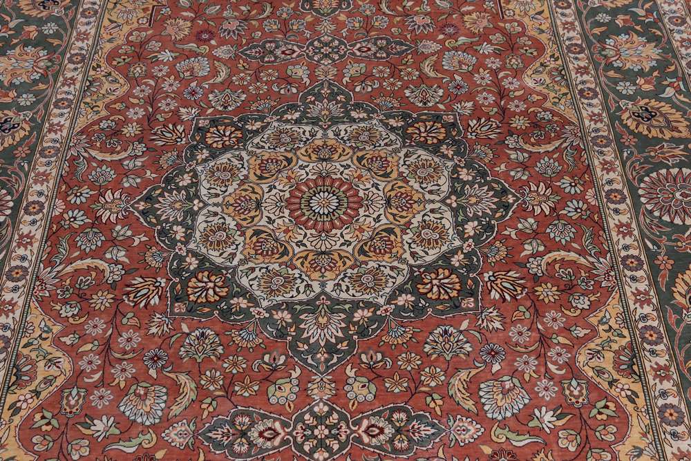 Dywan orientalny Hereke