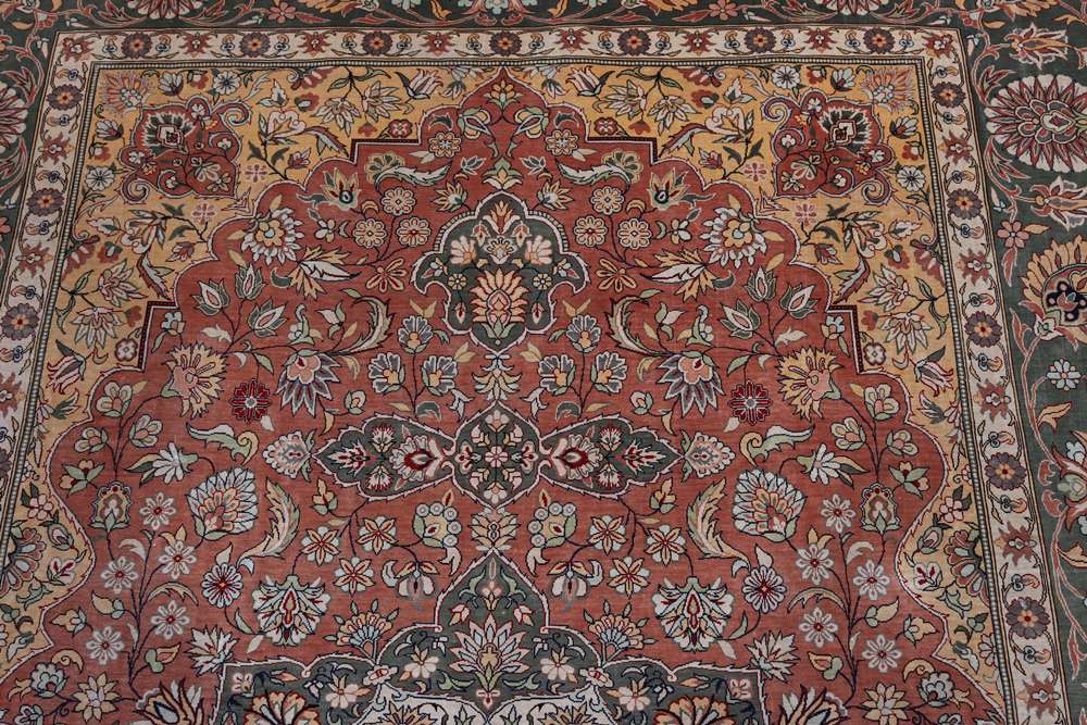 Dywan orientalny Hereke