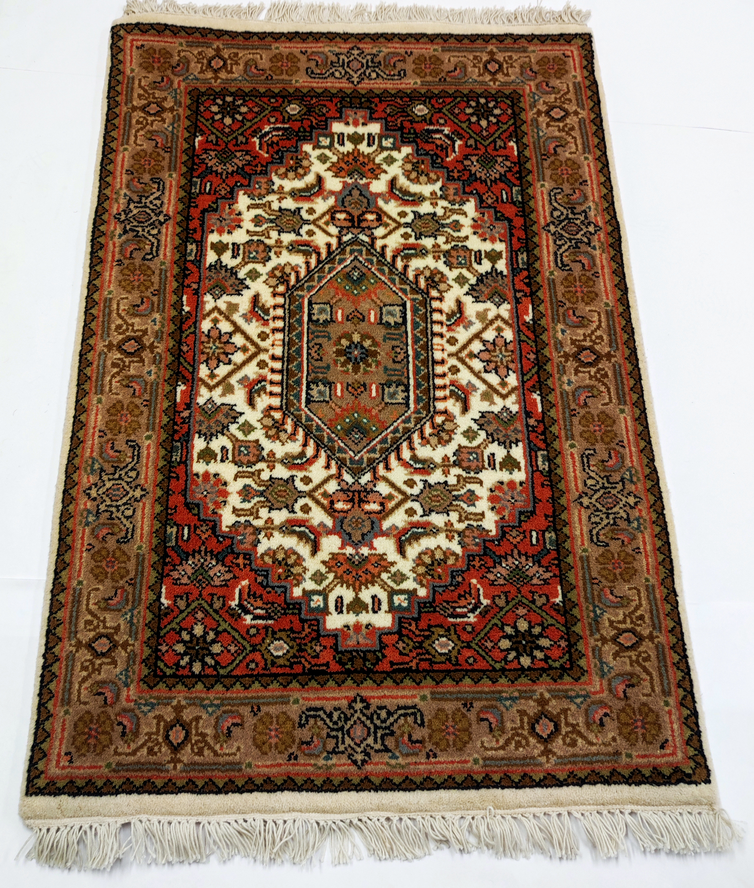Bidjar Exclusive