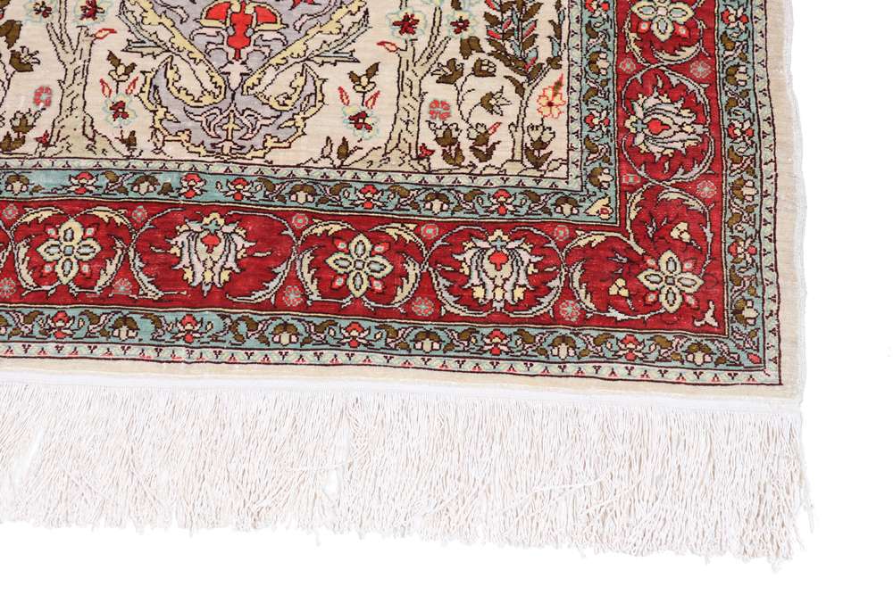 Dywan orientalny Hereke