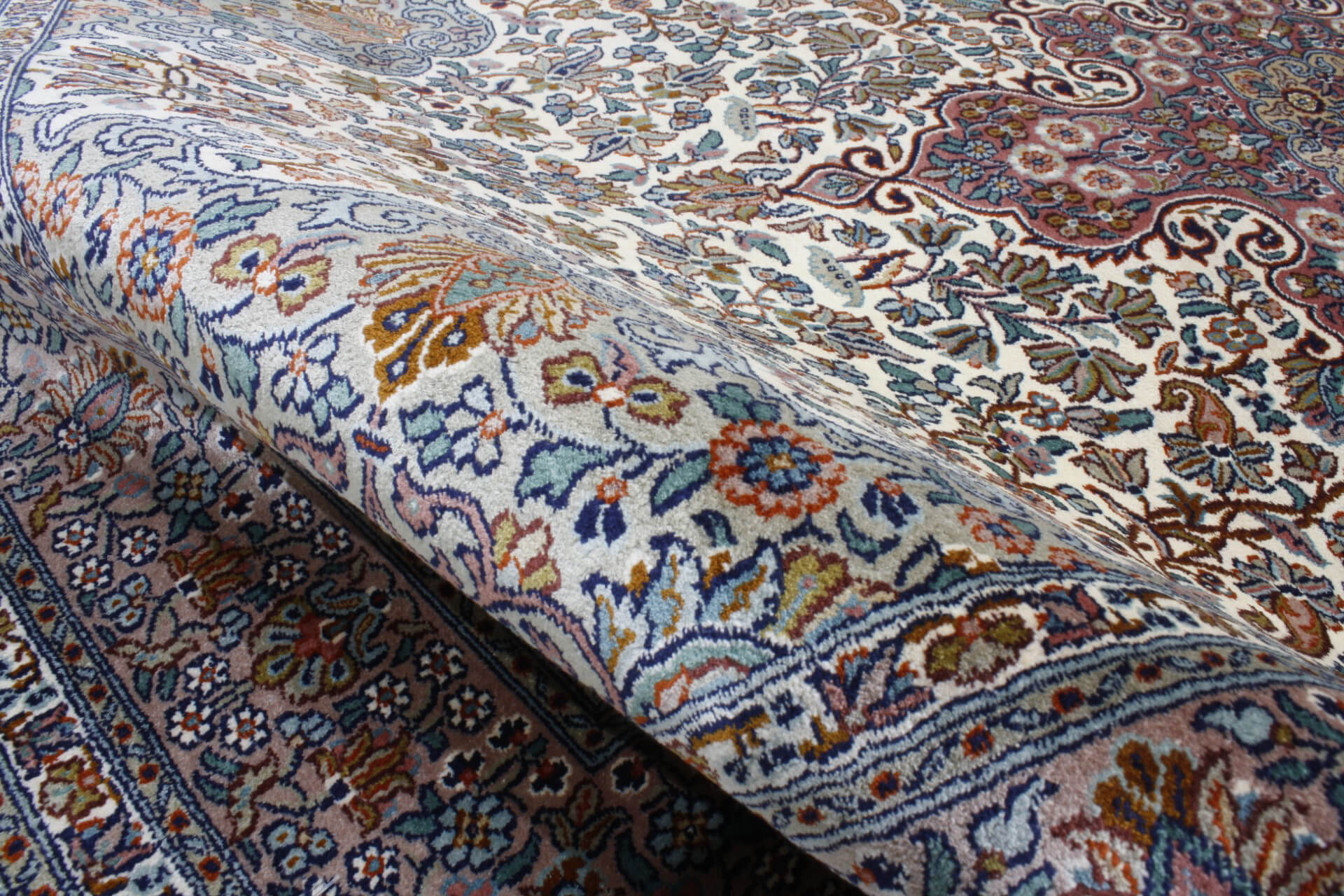 Dywan orientalny Kashmir Silk Royal