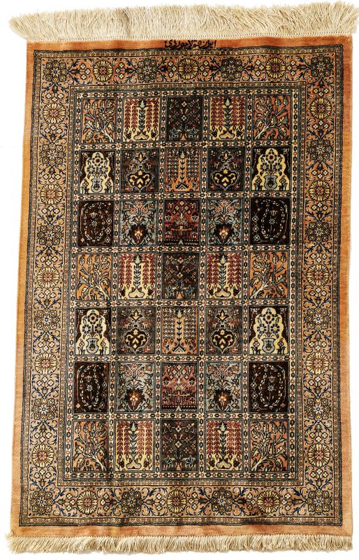 Ghom Silk Royal